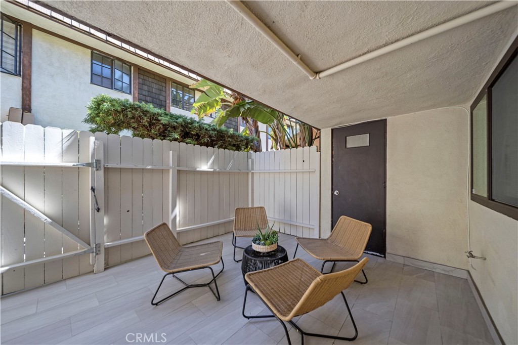 1429 Valley View Road, Unit 18 Glendale, CA 91202 - Photo 44 of 52 Gallery Image 44