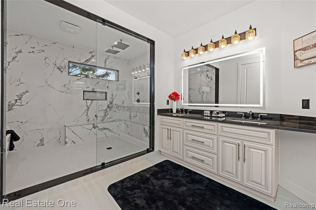5321 Rochester Road Troy, MI 48085 - Photo 48 of 73