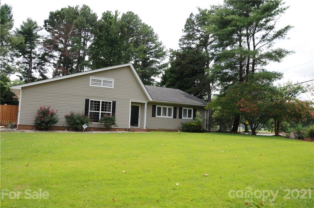 5900 Bluebonnet Road Charlotte, NC 28212 - Photo 1 of 13 Gallery Image 1