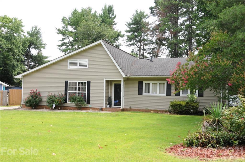 5900 Bluebonnet Road Charlotte, NC 28212 - Photo 2 of 13 Gallery Image 2