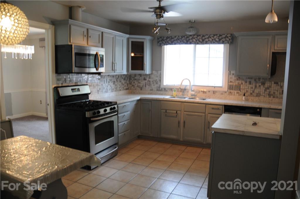 5900 Bluebonnet Road Charlotte, NC 28212 - Photo 9 of 13 Gallery Image 9