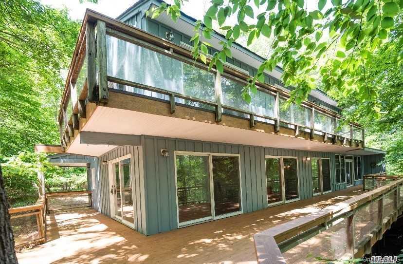 135 Old Winkle Point Road Northport, NY 11768 - Photo 1 of 1 Gallery Image 1