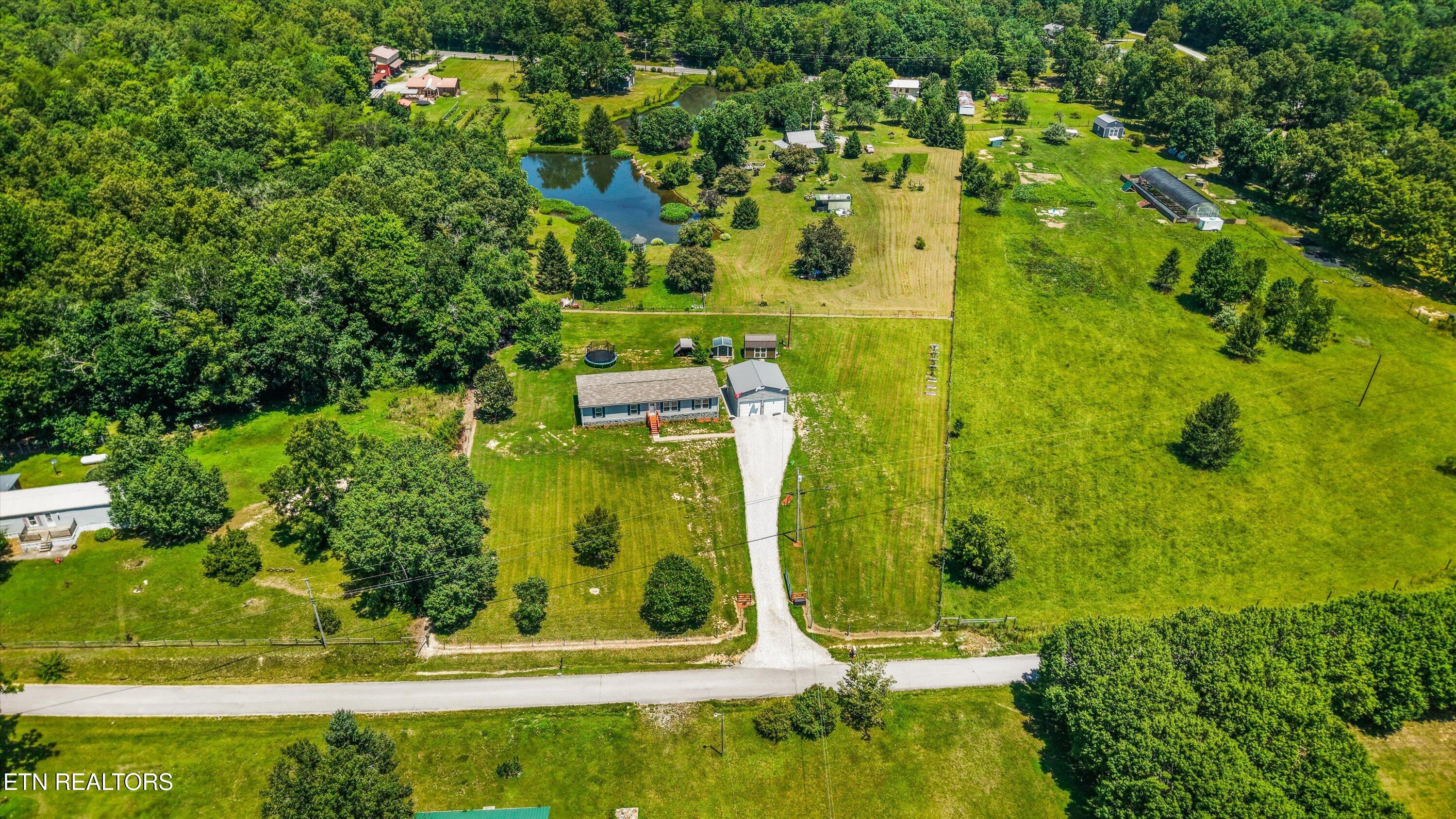 158 Frankfort Road Lancing, TN 37770 - Photo 44 of 46 46-158 Frankfort Rd03