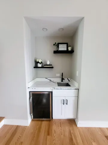 $949,000 | 340 North Berrien Street, New Buffalo, MI 49117