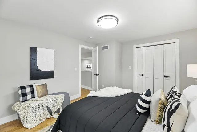 $949,000 | 340 North Berrien Street, New Buffalo, MI 49117