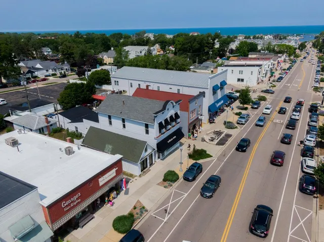 $949,000 | 340 North Berrien Street, New Buffalo, MI 49117