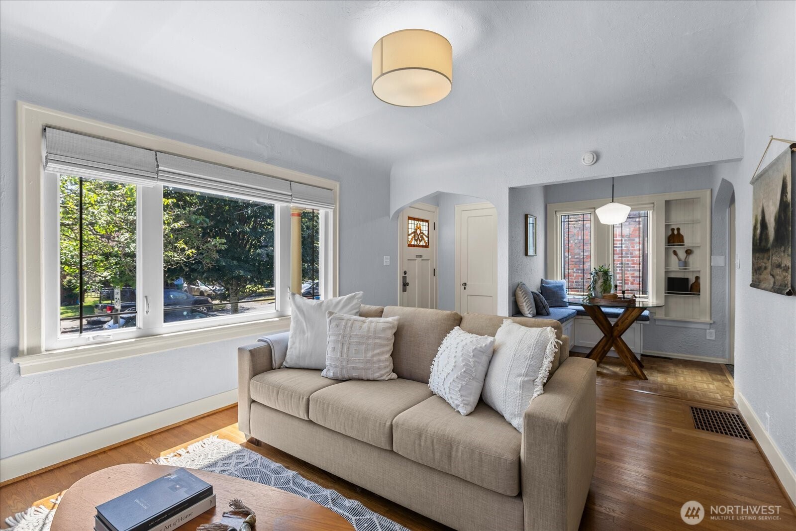 946 North 83rd Street Seattle, WA 98103 - Photo 4 of 26