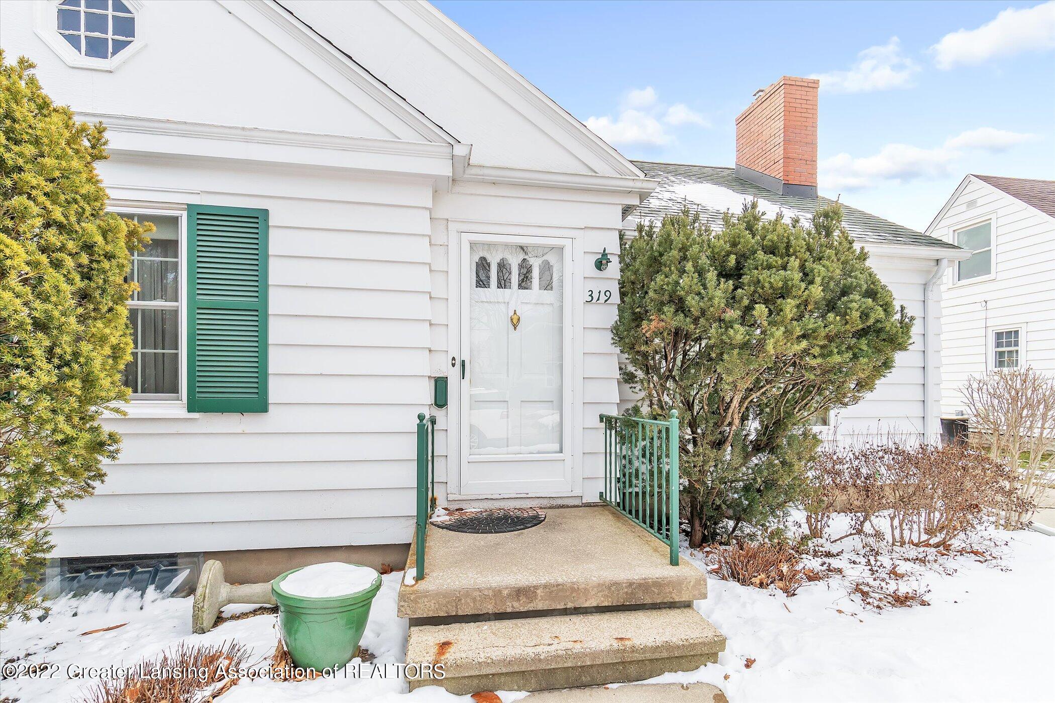 319 Kensington Road Lansing, MI 48910 - Photo 5 of 36 05-319-Kensington-RdWindowStill-Real-Est