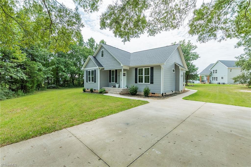 1834 Tall Pines Road Lexington, NC 27295 - Photo 6 of 49 Gallery Image 6