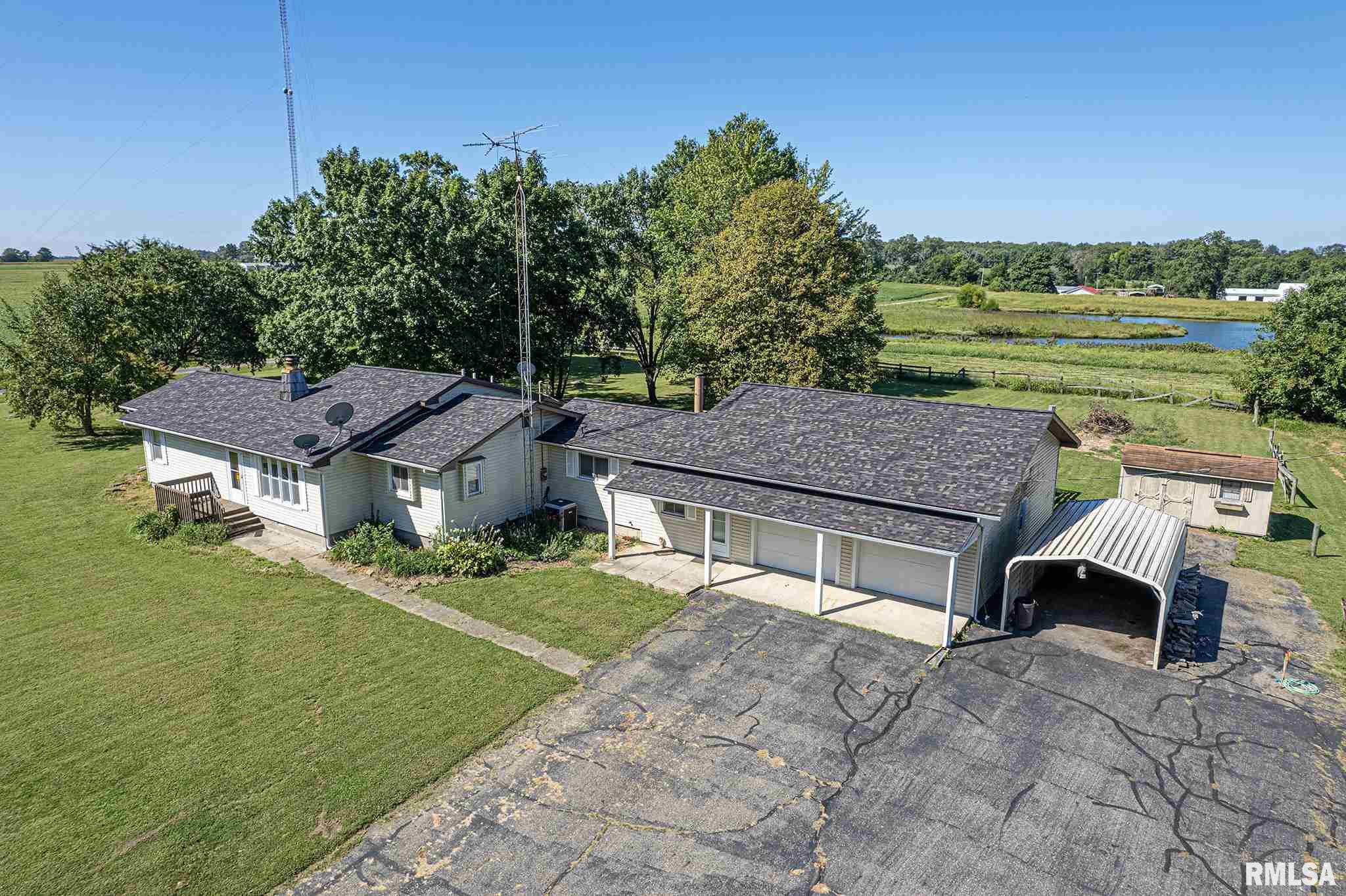1907 Summer Time Road Kell, IL 62853 - Photo 1 of 31