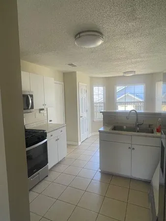 $2,350 | 6469 Brenda Ann Drive, Lithonia, GA 30058