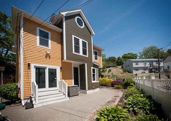 2 Foster Road Swampscott, MA 01907 - Photo 4 of 30 Gallery Image 4