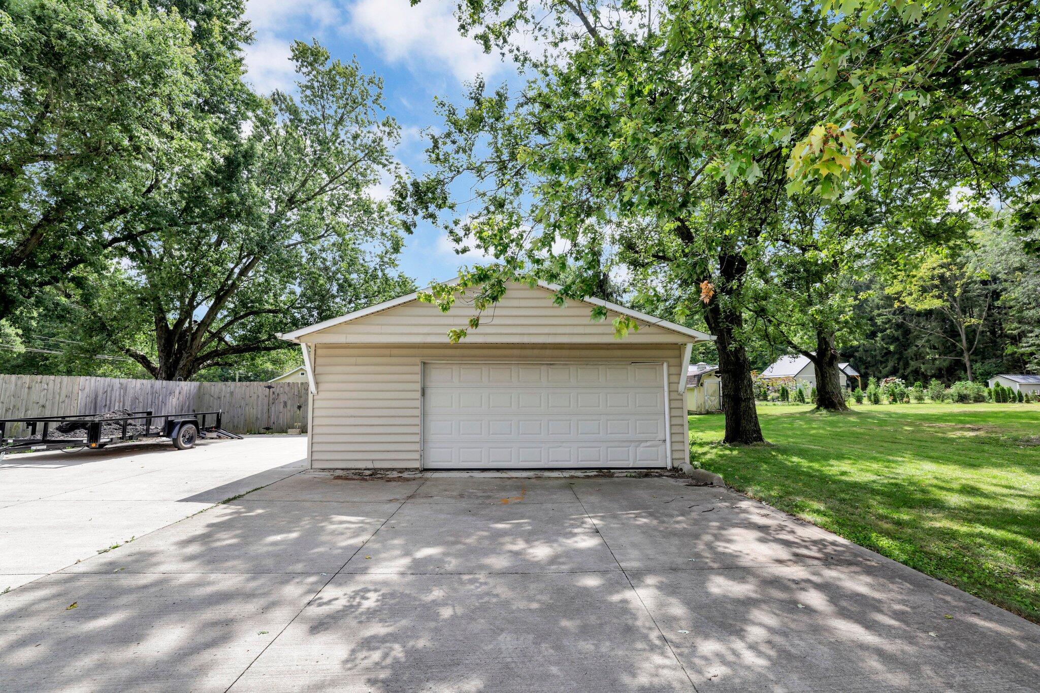 10980 Gorsuch Road Galena, OH 43021 - Photo 4 of 57 Garage