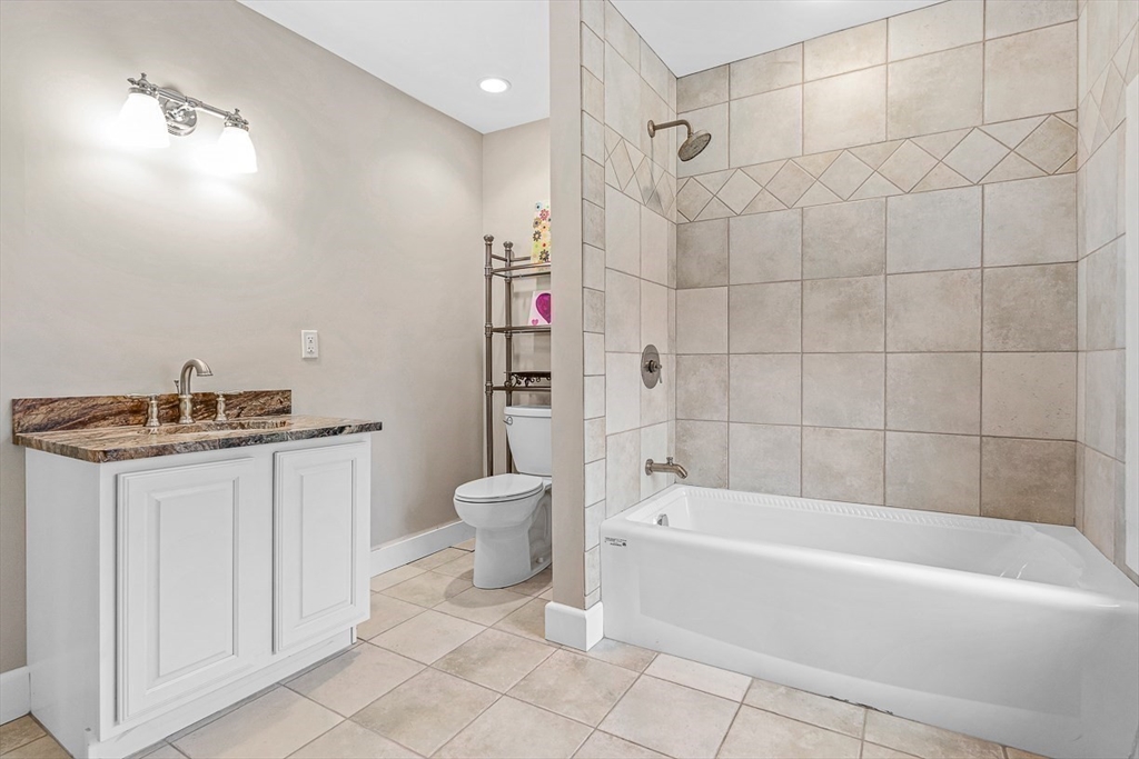 34 Glen Road Winchester, MA 01890 - Photo 35 of 40