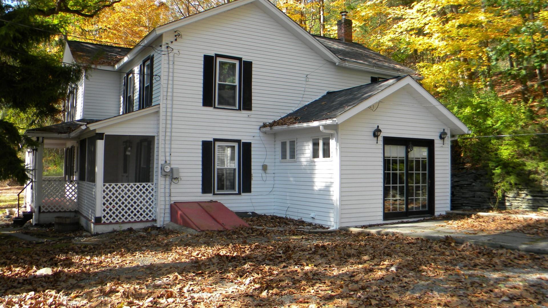 997 Towpath Road Hawley, PA 18428 - Photo 4 of 37 4-Another View
