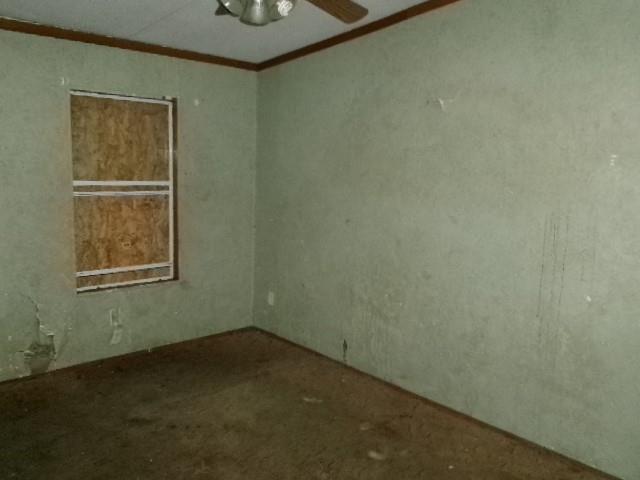 9603 Rosalie Loop Keithville, LA 71047 - Photo 14 of 14 an empty room with a window