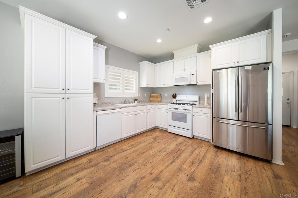 35113 Persano Place Fallbrook, CA 92028 - Photo 11 of 69