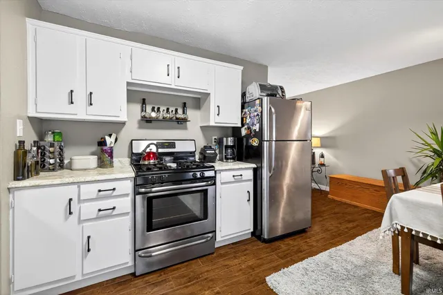 $212,000 | 364 South Cedar Drive, Ellettsville, IN 47429