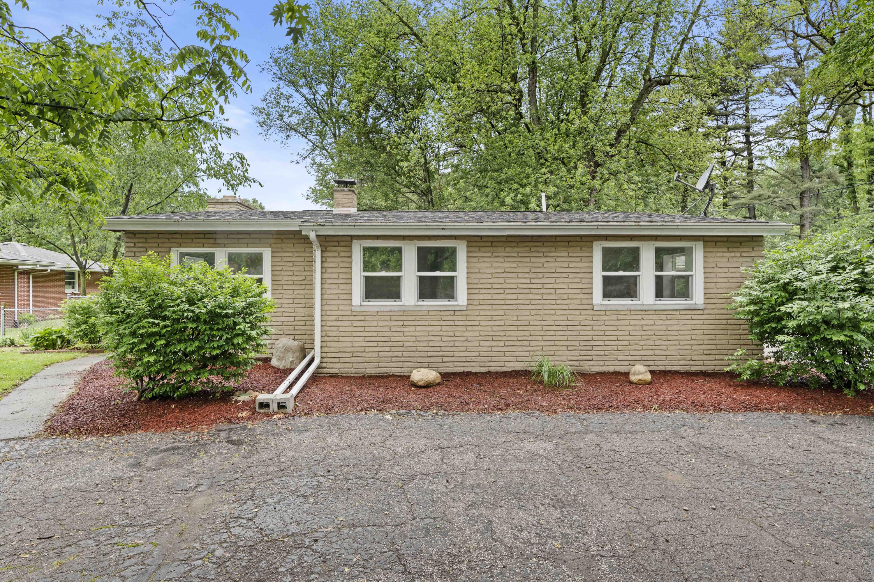 1936 Crisman Road Portage, IN 46368 - Photo 1 of 20 3000x2000