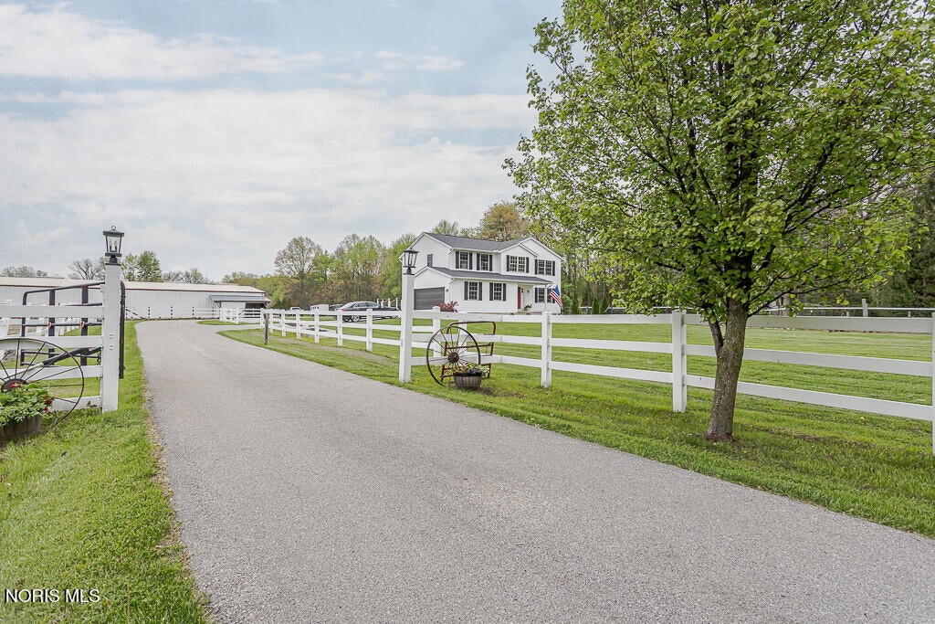 12560 Neapolis Waterville Road Whitehouse, OH 43571 - Photo 6 of 47 006