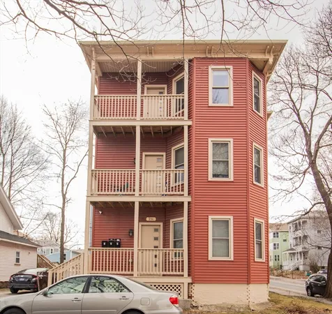 $815,000 | 26 Vinson Street, Worcester, MA 01605