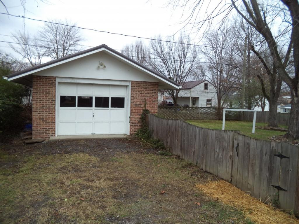 1605 Newbern Road Kingsport, TN 37664 - Photo 14 of 15 Photo 14