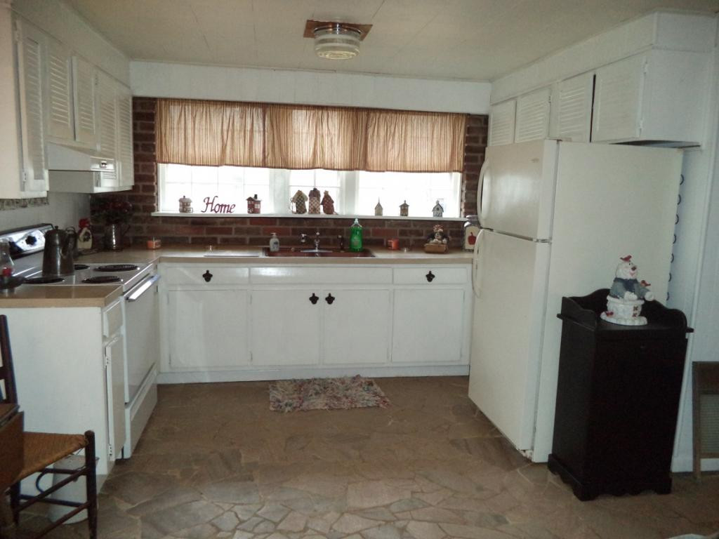 1605 Newbern Road Kingsport, TN 37664 - Photo 7 of 15 Photo 7