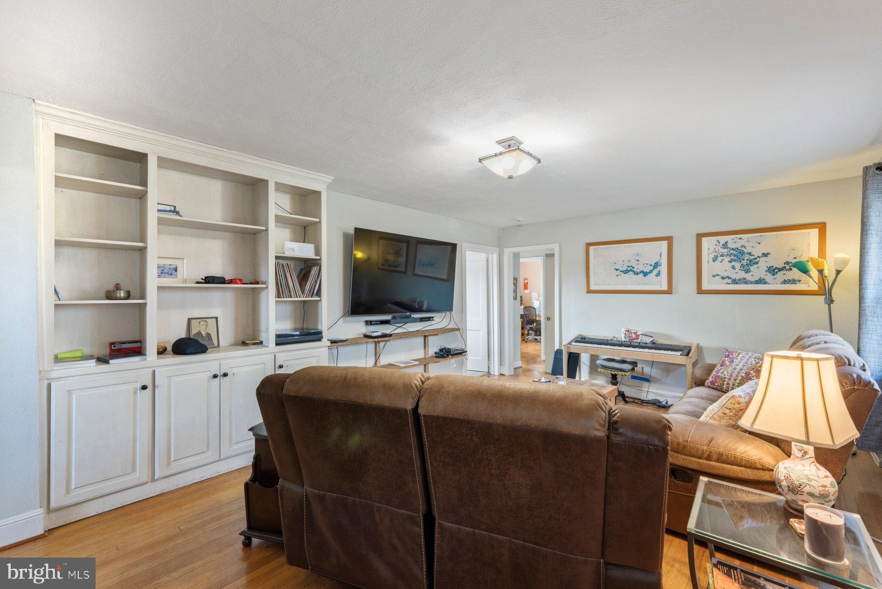 2092 Rocksprings Road Ringgold, VA 24586 - Photo 15 of 86 a living room with furniture and a flat screen tv