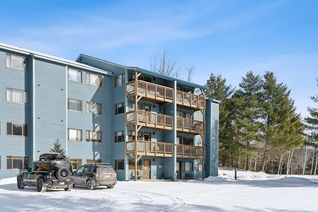 $539,000 | 10 Brookside Drive, Unit 1B408, Newry, ME 04261