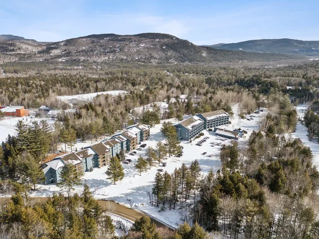 $539,000 | 10 Brookside Drive, Unit 1B408, Newry, ME 04261