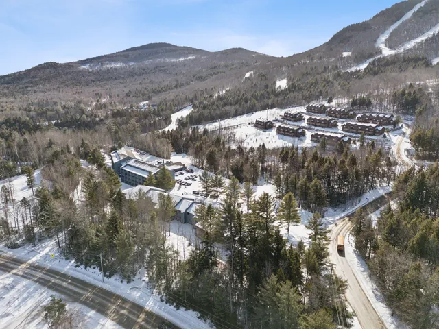 $539,000 | 10 Brookside Drive, Unit 1B408, Newry, ME 04261
