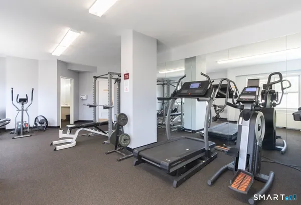$219,900 | 2625 Park Avenue, Unit 4F, Bridgeport, CT 06604