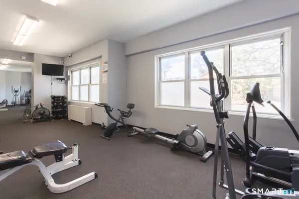 $219,900 | 2625 Park Avenue, Unit 4F, Bridgeport, CT 06604