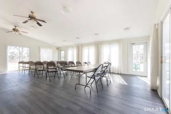 $219,900 | 2625 Park Avenue, Unit 4F, Bridgeport, CT 06604