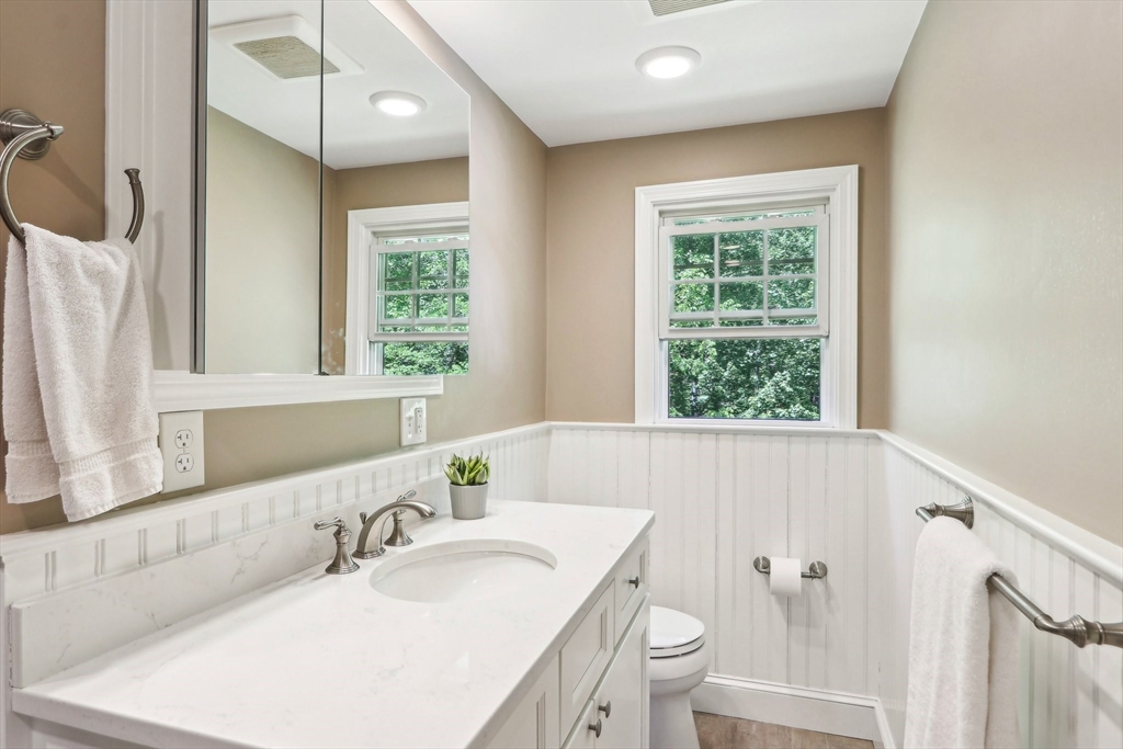 181 High Plain Road Andover, MA 01810 - Photo 11 of 26 Gallery Image 11