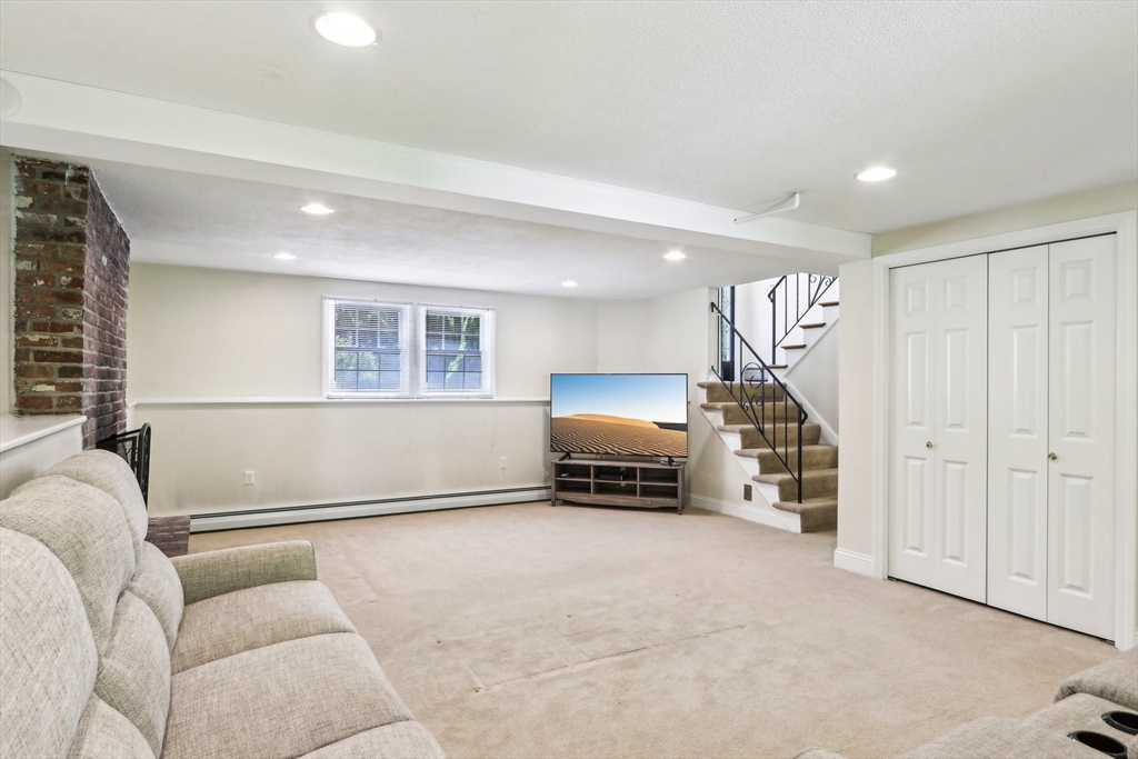 181 High Plain Road Andover, MA 01810 - Photo 19 of 26 Gallery Image 19