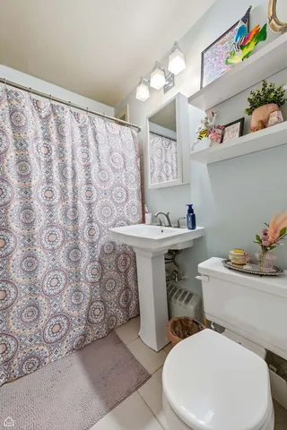 $175,000 | 3100 North Lake Shore Drive, Unit 1313, Chicago, IL 60657