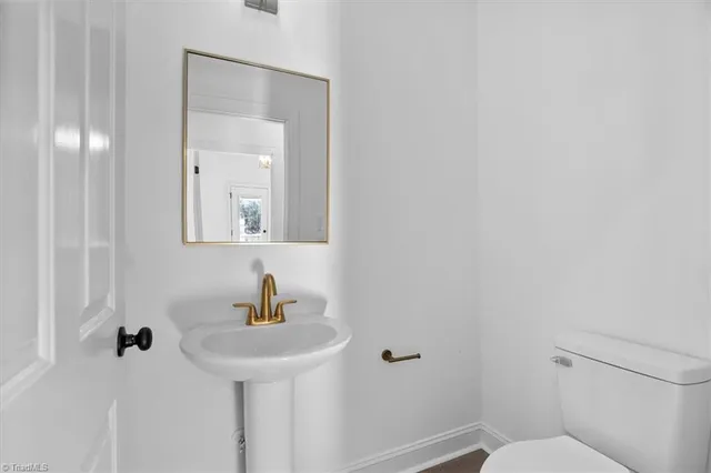 $1,350,000 | 320 Lake Point Lane, Belews Creek, NC 27009