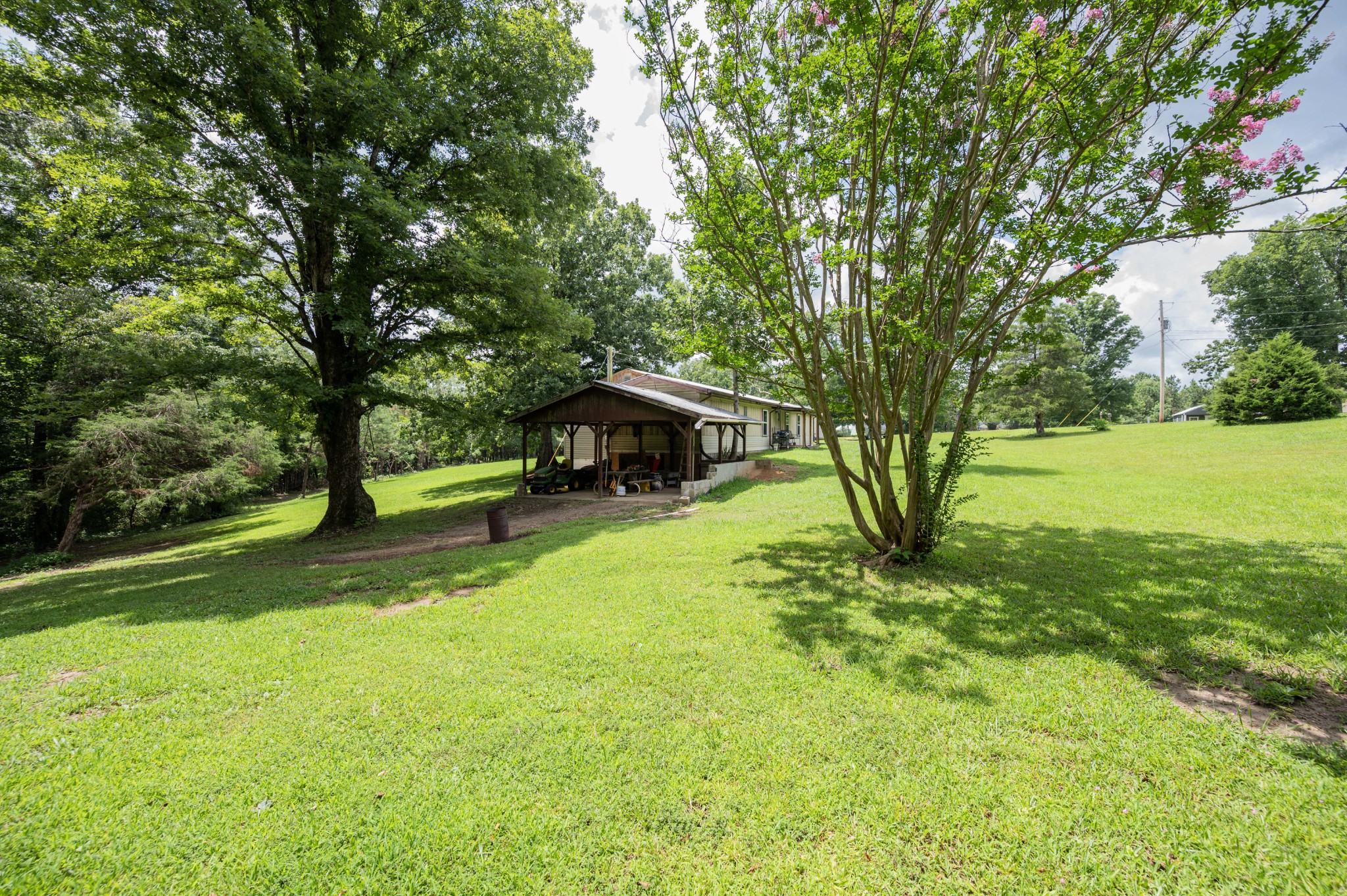201 Victor Cabbage Road Hohenwald, TN 38462 - Photo 3 of 25 Gallery Image 3