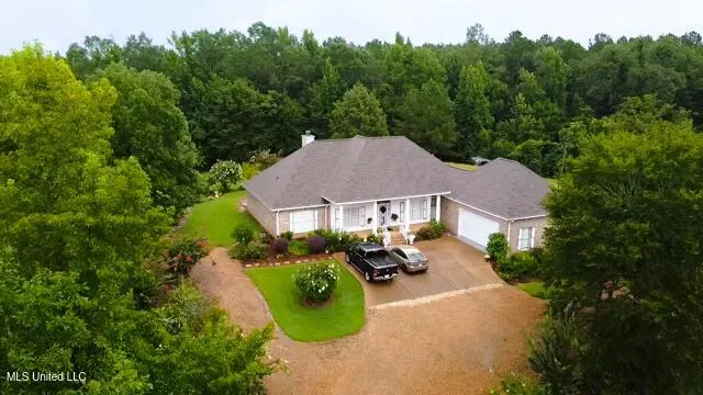 $440,000 | 5237 Highway 43, Camden, MS 39045