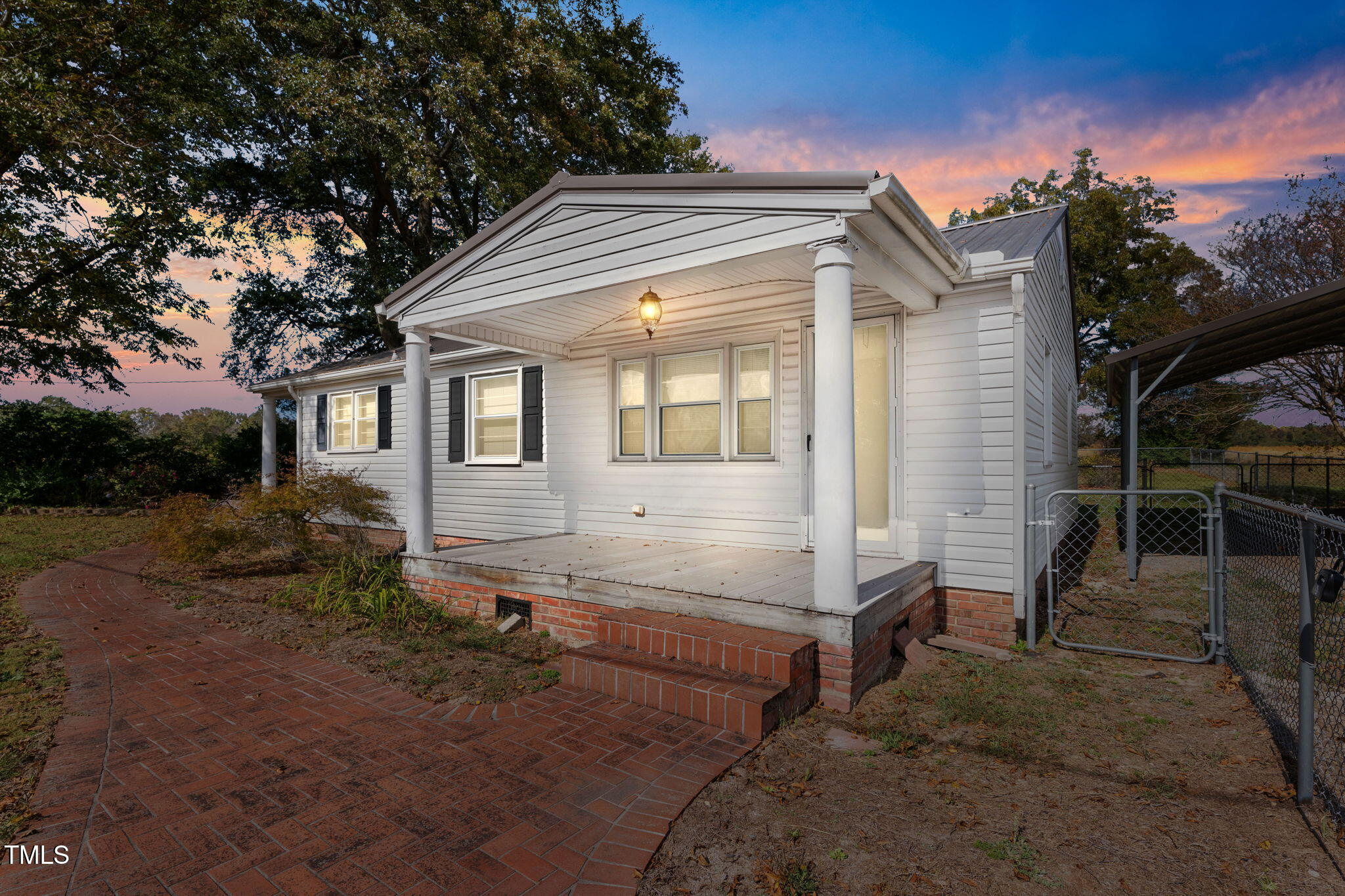 355 Wise Road Dunn, NC 28334 - Photo 5 of 27 12-web-or-mls-P1267611-2