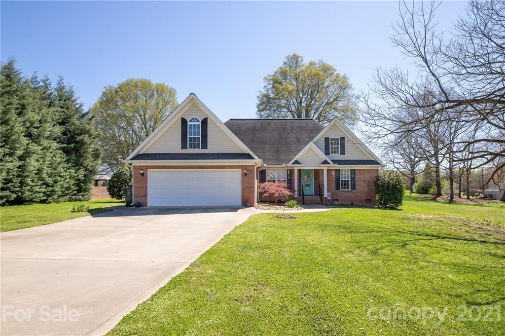 111 North Roxford Road Kings Mountain, NC 28086 - Photo 1 of 31 Gallery Image 1