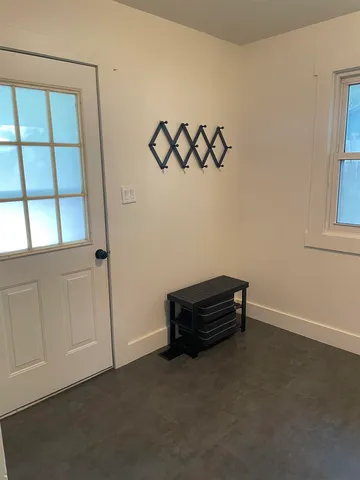 $88,900 | 1501 East 2nd Avenue, Winfield, KS 67156