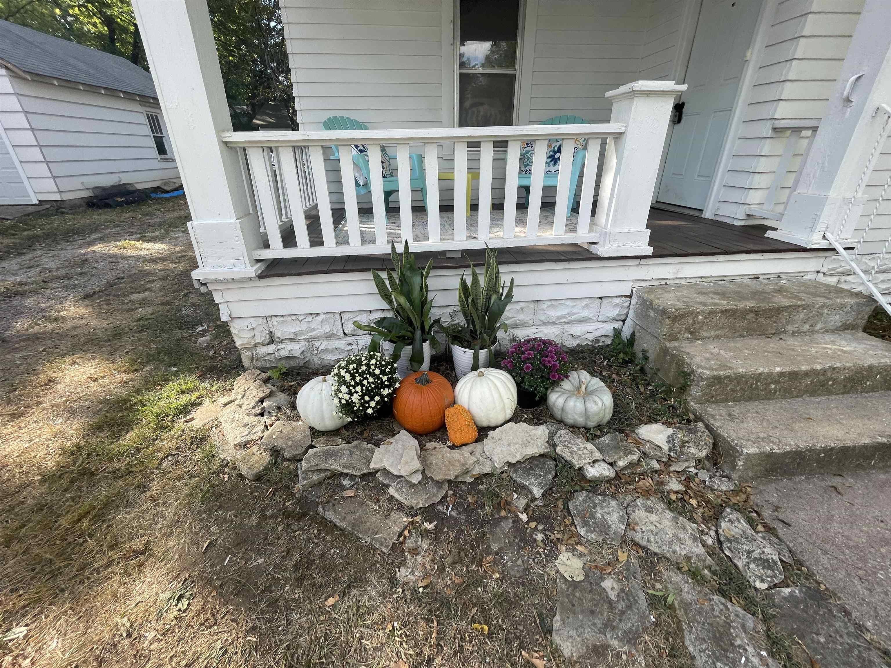 1501 East 2nd Avenue Winfield, KS 67156 - Photo 3 of 22