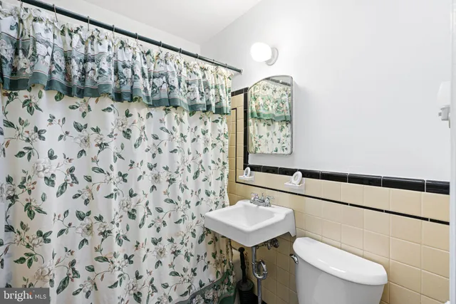 $170,000 | 6208 Shelbourne Street, Philadelphia, PA 19111