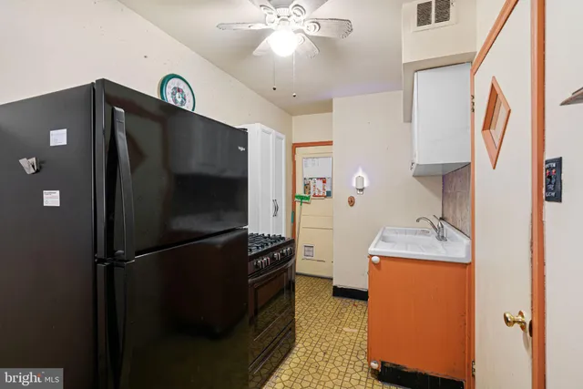 $170,000 | 6208 Shelbourne Street, Philadelphia, PA 19111