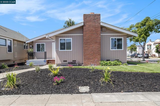 $1,075,000 | 3002 Encinal Avenue, Alameda, CA 94501