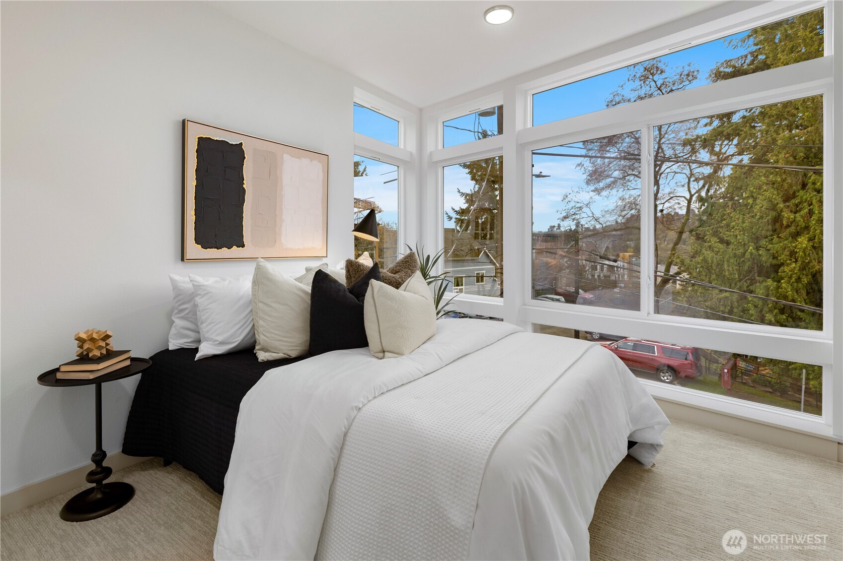 722 North 36th Street Seattle, WA 98103 - Photo 16 of 29