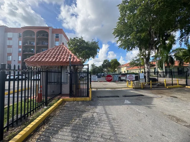 $235,000 | 5199 Northwest 7th Street, Unit 607, Miami, FL 33126