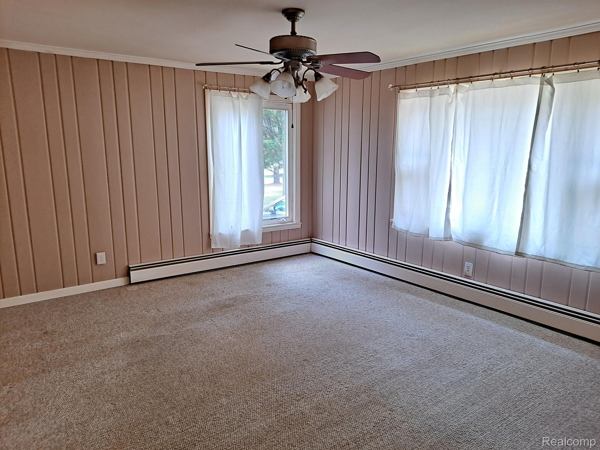 2320 Pingree Road Howell, MI 48843 - Photo 7 of 48 Living Room